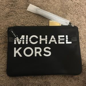 Black Michael Kors large wristlet